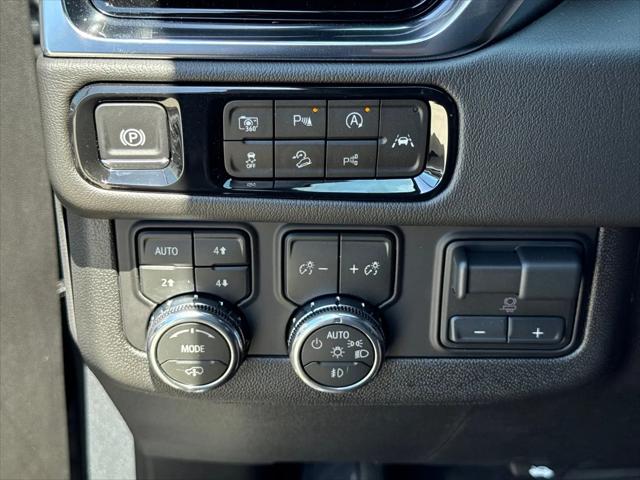 2026 GMC Yukon 4WD Denali