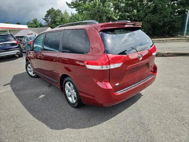 2011 Toyota Sienna LE V6