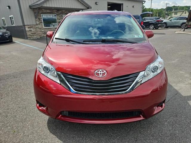 2011 Toyota Sienna LE V6