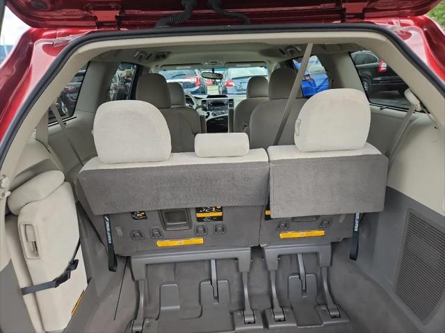 2011 Toyota Sienna LE V6