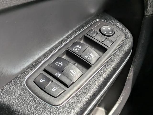 2023 Chrysler 300 300S