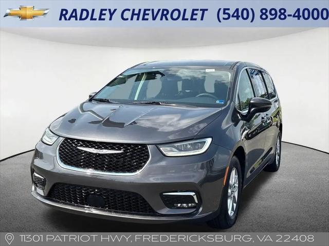 2023 Chrysler Pacifica Touring L for sale in Fredericksburg, VA