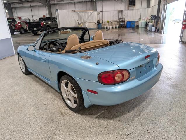 2002 Mazda MX-5 Cloth