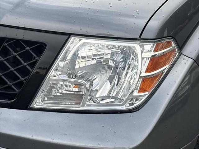 2021 Nissan Frontier Crew Cab SV 4x4