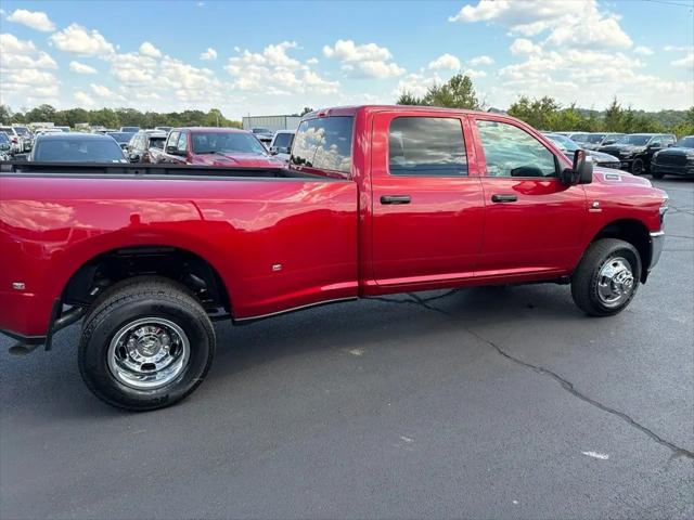2026 Ram 3500 Tradesman Crew Cab 4x4 8 Box