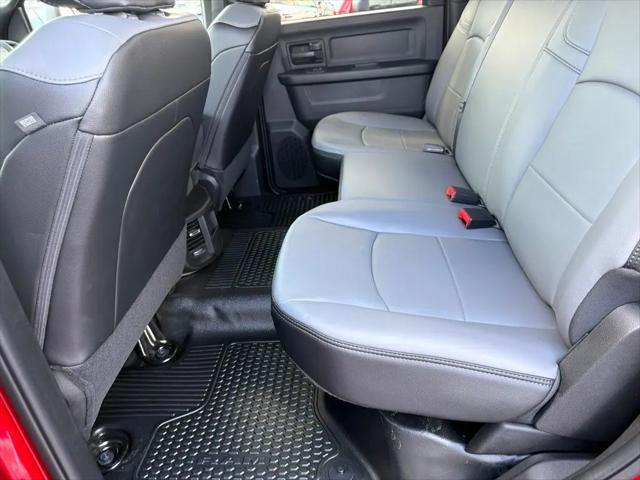 2026 Ram 3500 Tradesman Crew Cab 4x4 8 Box