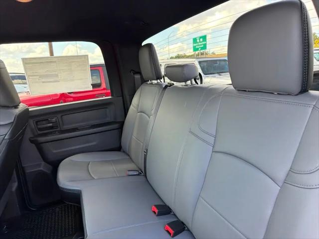 2026 Ram 3500 Tradesman Crew Cab 4x4 8 Box