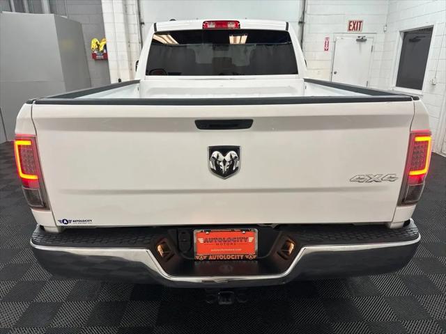 2019 Ram 1500 Classic Express Quad Cab 4x4 64 Box