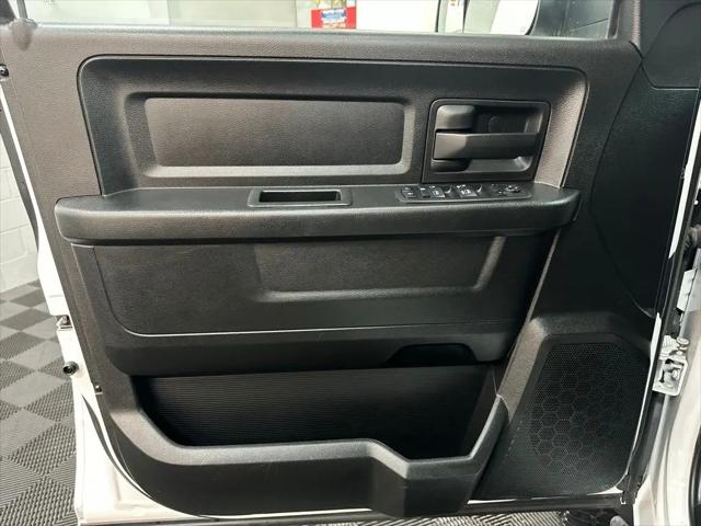2019 Ram 1500 Classic Express Quad Cab 4x4 64 Box