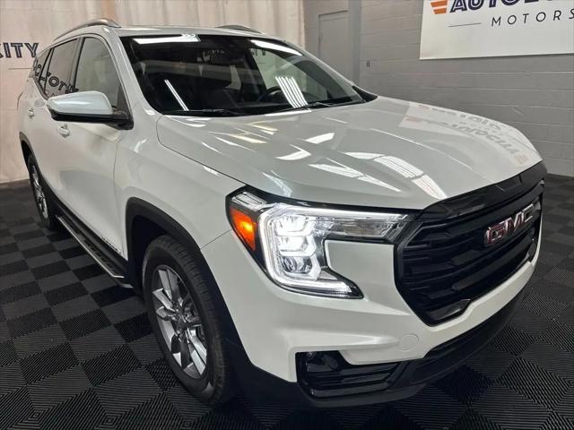2022 GMC Terrain AWD SLT