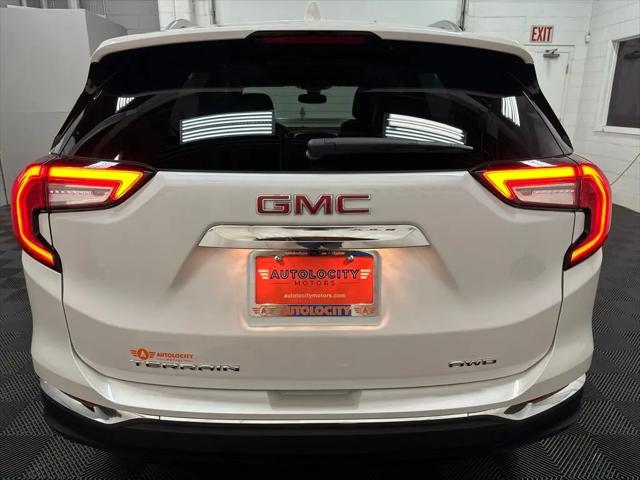 2022 GMC Terrain AWD SLT