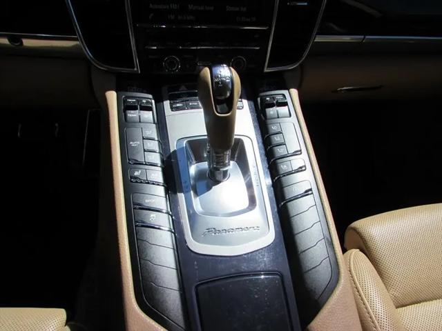 2015 Porsche Panamera Panamera