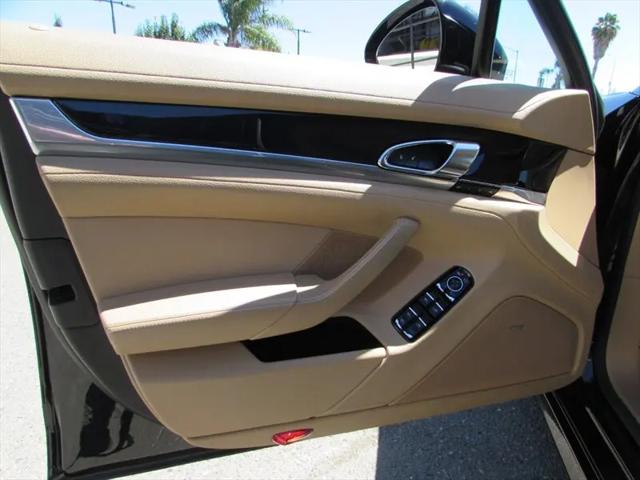 2015 Porsche Panamera Panamera