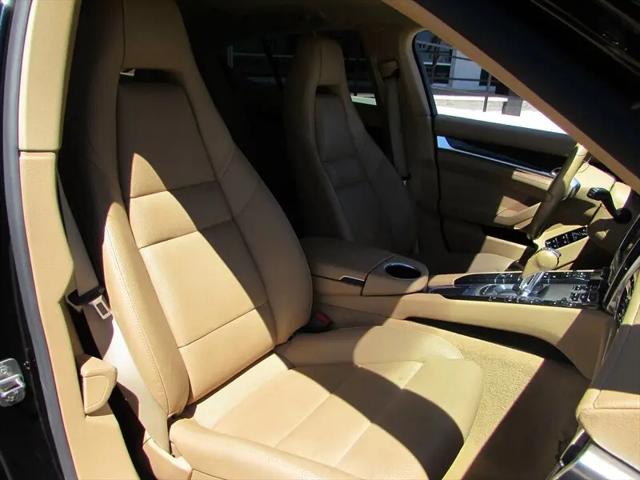 2015 Porsche Panamera Panamera