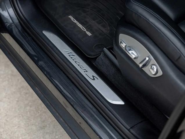 2021 Porsche Macan S