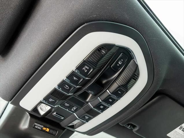 2021 Porsche Macan S