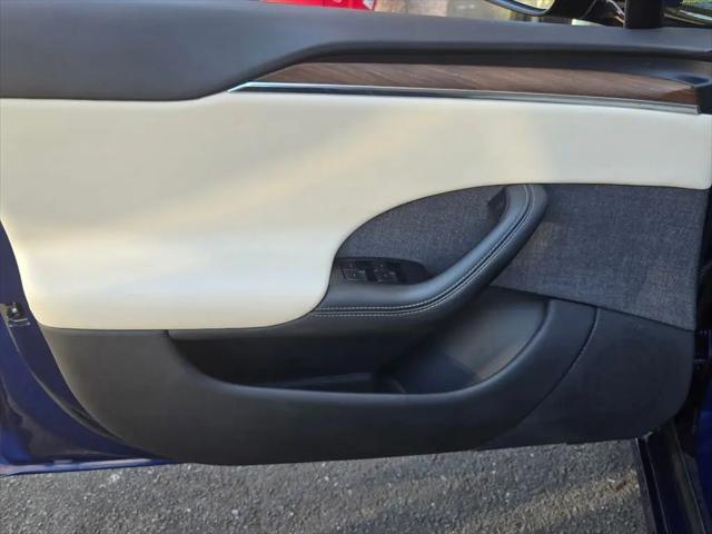 2022 Tesla Model S Dual Motor All-Wheel Drive