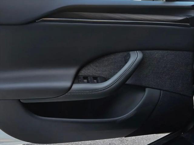2023 Tesla Model S Standard Range