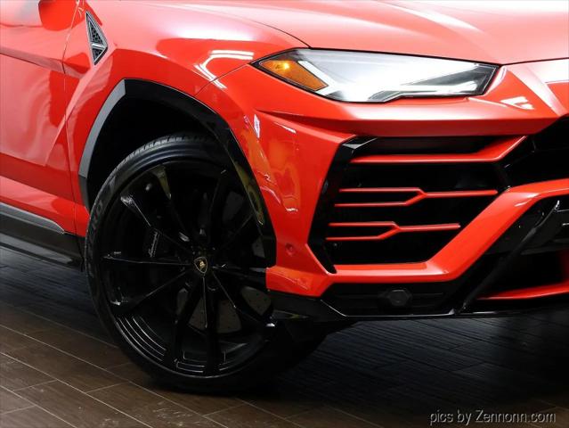 2020 Lamborghini Urus Standard