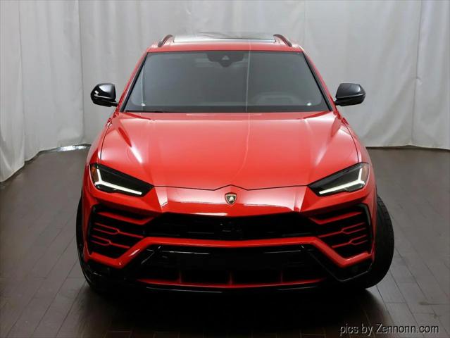 2020 Lamborghini Urus Standard