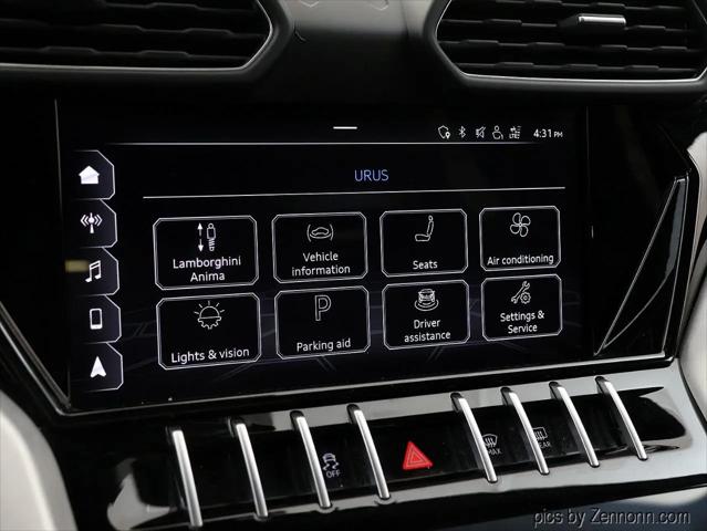 2020 Lamborghini Urus Standard