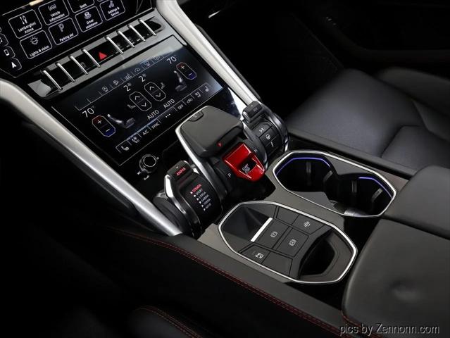2020 Lamborghini Urus Standard