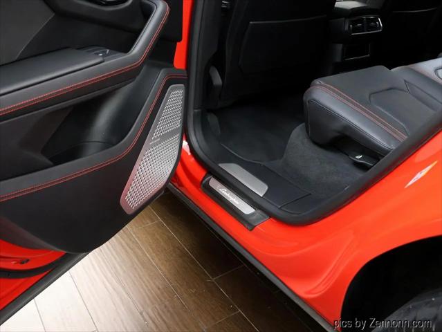 2020 Lamborghini Urus Standard