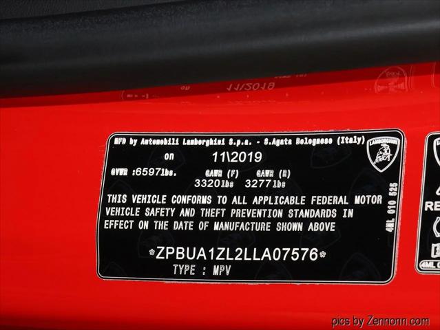 2020 Lamborghini Urus Standard