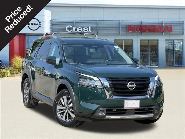 2023 Nissan Pathfinder SL 4WD for sale in Frisco, TX