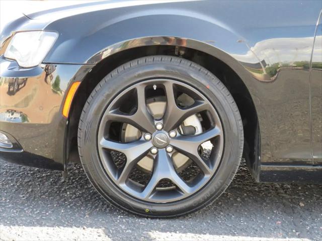 2023 Chrysler 300 300S