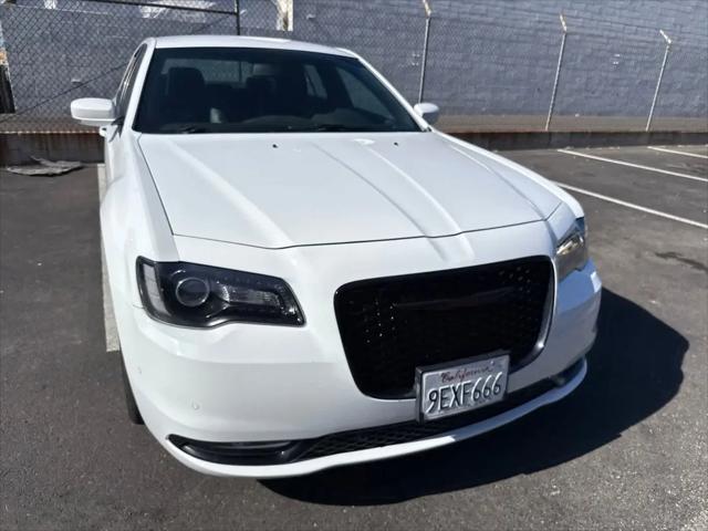 2021 Chrysler 300 300S