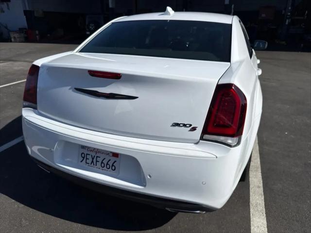 2021 Chrysler 300 300S