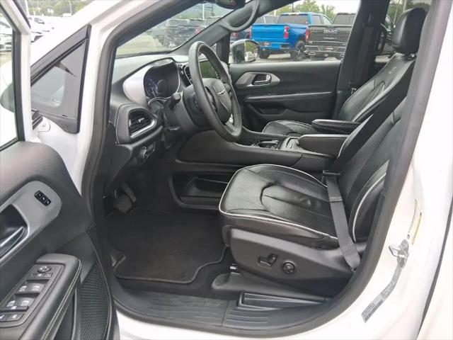 2025 Chrysler Pacifica Limited