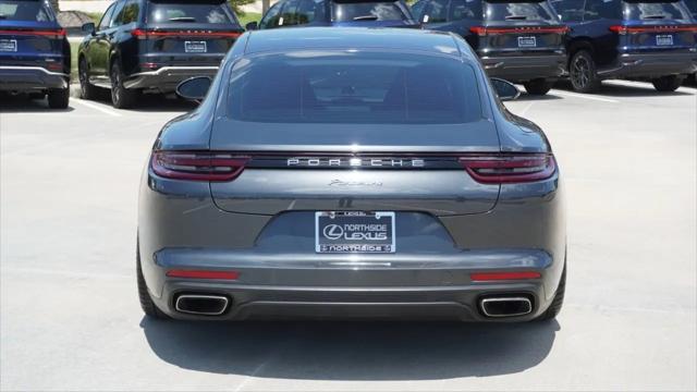 2018 Porsche Panamera 4