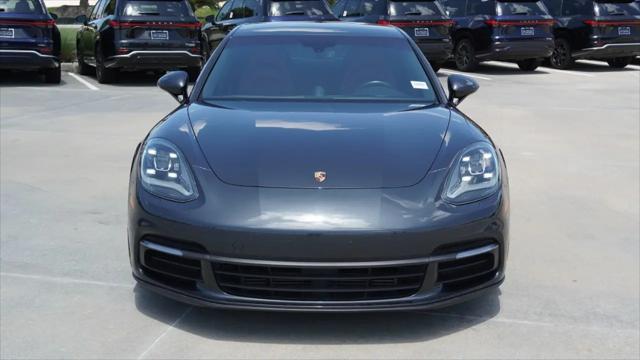 2018 Porsche Panamera 4