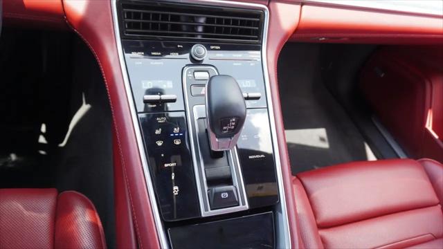 2018 Porsche Panamera 4