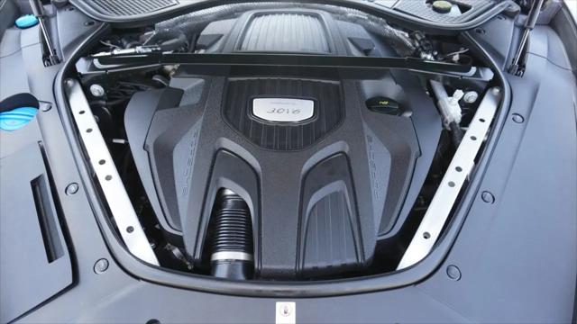2018 Porsche Panamera 4