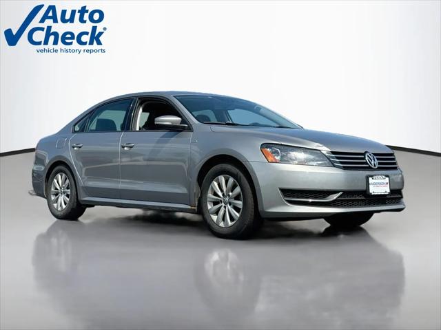 2014 Volkswagen Passat 1.8T Wolfsburg Edition for sale in Rockford, IL