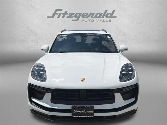 2025 Porsche Macan Macan
