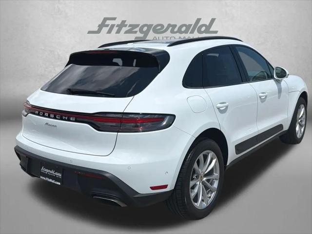 2025 Porsche Macan Macan