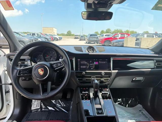 2025 Porsche Macan Macan