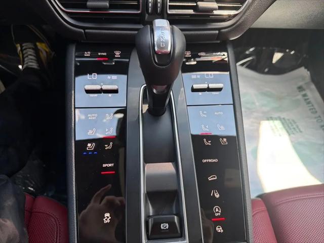 2025 Porsche Macan Macan
