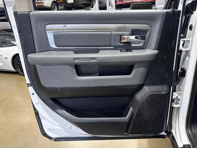2019 Ram 1500 Classic Big Horn Crew Cab 4x4 64 Box