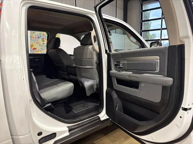 2019 Ram 1500 Classic Big Horn Crew Cab 4x4 64 Box
