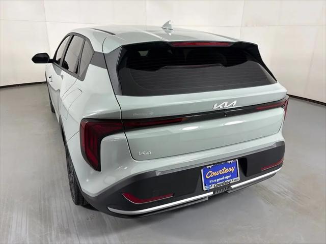 2026 Kia K4 EX