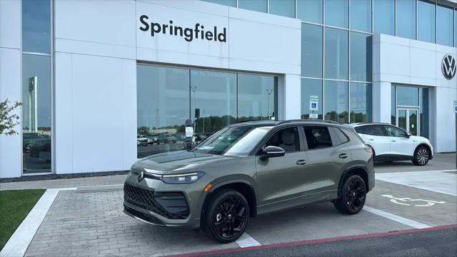 2026 Volkswagen Tiguan SE R-Line Black for sale in Springfield, MO