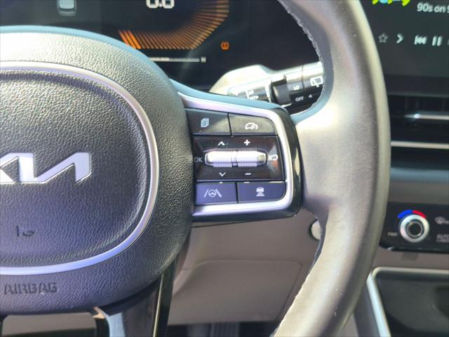 2025 Kia Carnival MPV LXS