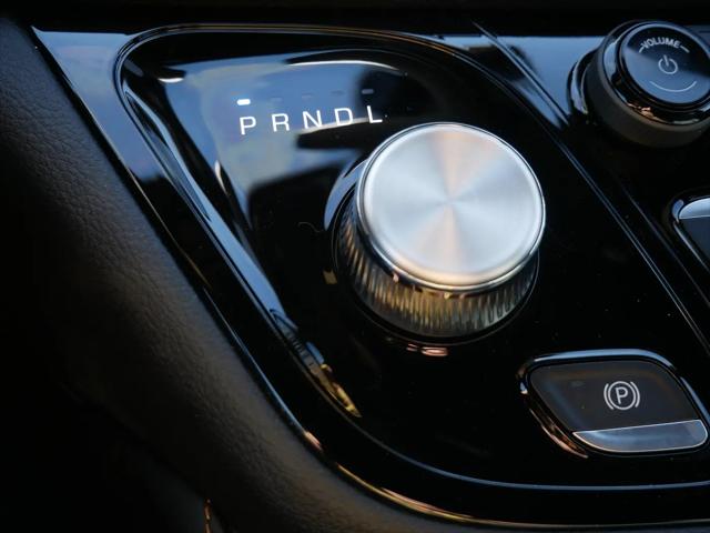 2027 Chrysler Pacifica Pinnacle