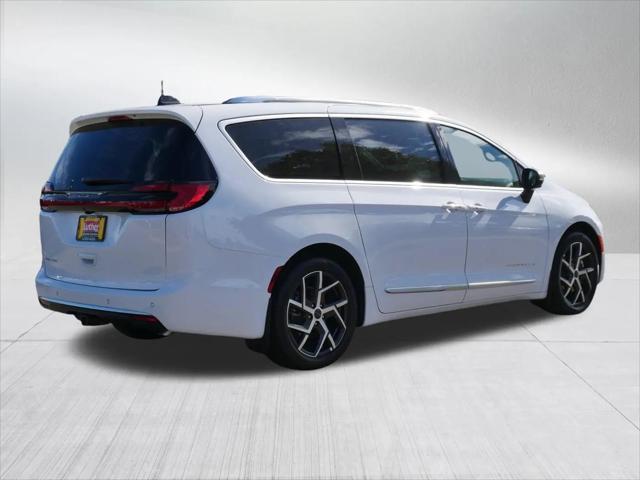 2027 Chrysler Pacifica Pinnacle