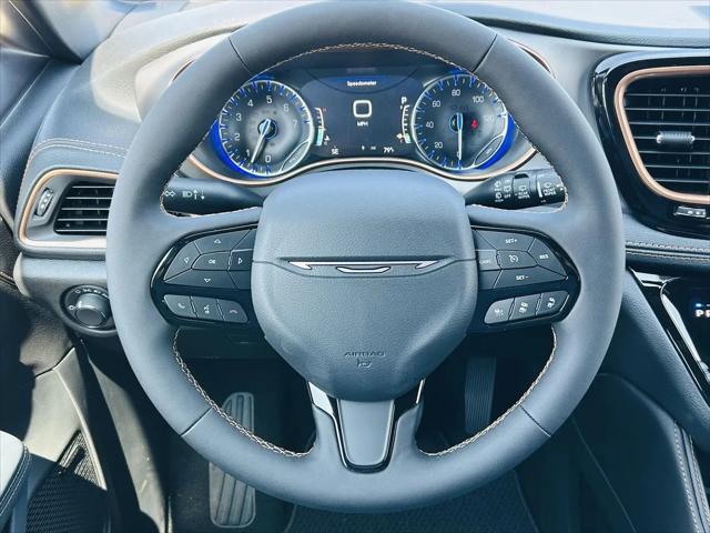 2027 Chrysler Pacifica Pinnacle